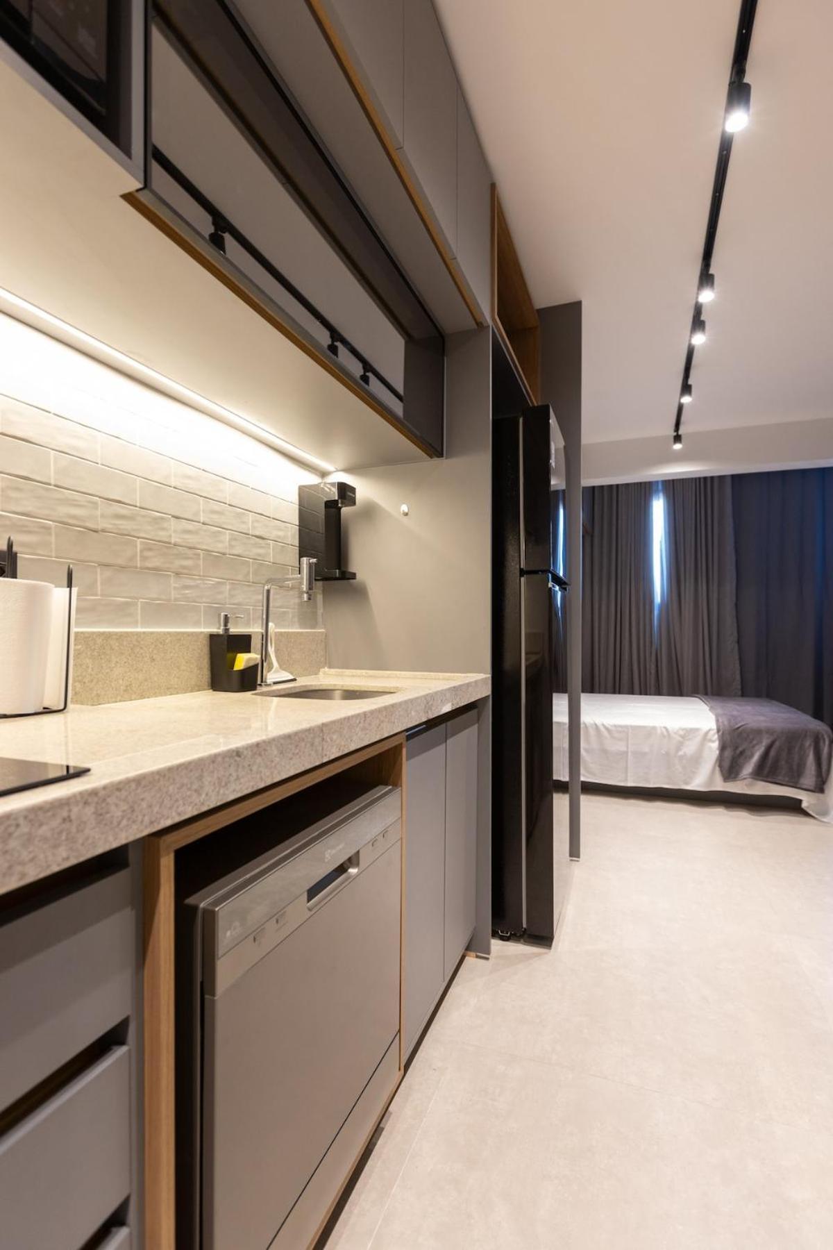 Apartamento Novo Studio Com Rooftop Vista Mar E Piscina Com Borda Infinita - Bairro Privilegiado, Proximo Aos Principais Pontos Turisticos De Salvador *